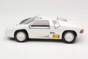 Mercedes CW311 White Metallic BoS Models 1:18 BOS198 Živica – obrázok 3 z 6