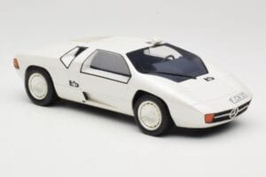 Mercedes CW311 White Metallic BoS Models 1:18 BOS198 Živica – obrázok 4 z 6
