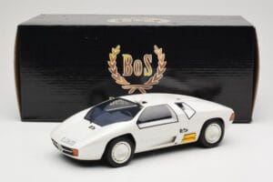 Mercedes CW311 White Metallic BoS Models 1:18 BOS198 Živica – obrázok 6 z 6