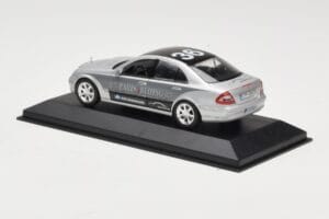 Mercedes E-Class W211 #36 Paris-Beijing 2006 Replacement Box Minichamps 1:43 B66962270-R Kov – obrázok 3 z 4