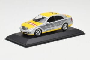 Mercedes E-Class W211 #4 Team ADAC Paris-Beijing 2006 Replacement Box Minichamps 1:43 B66962260-R Kov – obrázok 2 z 4