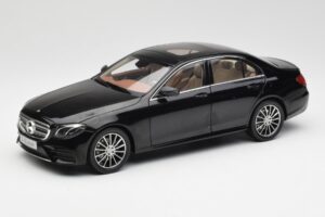 Mercedes E-Class W213 Obsidian Čierny iScale 1:18 B66960380 Kov