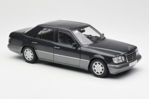 Mercedes E320 W124 Nautik Modrá Metalická Dealer Edition AUTOart 1:18 B66040508 Kov – obrázok 6 z 8