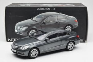 Mercedes E500 C207 Coupe Tenoric Šedý Norev 1:18 183540 Kov – obrázok 8 z 8