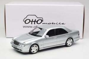 Mercedes E55 AMG W210 Brilliant Silver Otto 1:18 OT459 Živica – obrázok 6 z 6