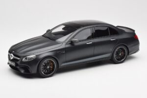 Mercedes AMG E63 S W213 Edition 1 Night Čierny GT Spirit 1:18 B66963111 Živica