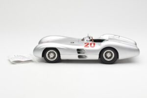 Mercedes W196 Streamliner #20 K. Kling French GP 1954 CMC 1:18 M-128B Kov – obrázok 3 z 6