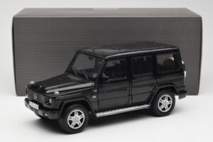 Mercedes G 500 W463 Čierny Dealer Edition AUTOart 1:18 B66962143 Kov – obrázok 8 z 8