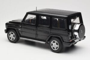 Mercedes G-Class G 500 W463 Smaragd Black Metallic AUTOart 1:18 76101 Kov – obrázok 7 z 8