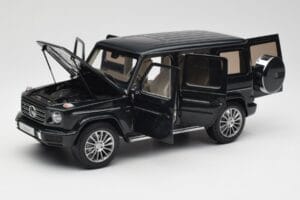 Mercedes G-Class G500 W463A Emerald Green Minichamps 1:18 B66960810 Kov – obrázok 2 z 8