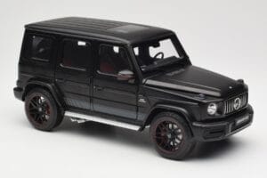 Mercedes G-Class G63 AMG W463A Matt Black Minichamps 1:18 110037064 Kov – obrázok 6 z 8