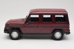 Mercedes G-Class W460 LWB Tmavočervený Minichamps 1:18 155038102 Kov – obrázok 3 z 6