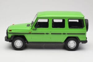 Mercedes G-Class W460 LWB Zelený Minichamps 1:18 155038101 Kov – obrázok 3 z 6
