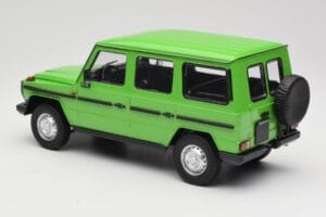 Mercedes G-Class W460 LWB Zelený Minichamps 1:18 155038101 Kov – obrázok 5 z 6