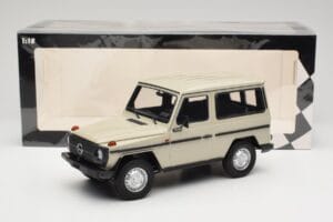 Mercedes G-Class W460 SWB Grey Metallic Minichamps 1:18 155038004 Kov – obrázok 6 z 6