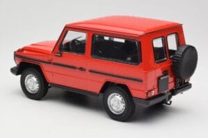 Mercedes G-Class W460 SWB Červený Minichamps 1:18 155038002 Kov – obrázok 5 z 6