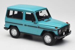 Mercedes G-Class W460 SWB Tyrkysový Minichamps 1:18 155038001 Kov – obrázok 4 z 6