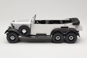 Mercedes G4 W31 Biely MCG 1:18 MCG18208 Kov – obrázok 3 z 6