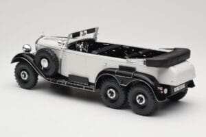 Mercedes G4 W31 Biely MCG 1:18 MCG18208 Kov – obrázok 5 z 6