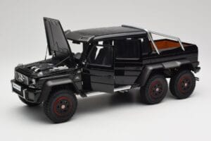 Mercedes AMG G63 W463 6x6 Gloss Čierny AUTOart 1:18 76306 Kompozit – obrázok 2 z 8