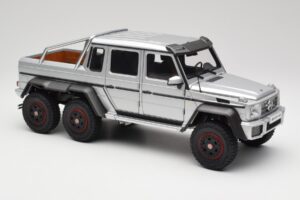Mercedes AMG G63 W463 6x6 Iridium Strieborný AUTOart 1:18 76301 Kompozit – obrázok 6 z 8