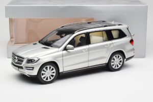 Mercedes GL-Class X166 Iridium Strieborný Metallic Norev 1:18 B66960097 Kov – obrázok 8 z 8