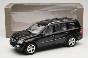 Mercedes GL X164 Period Brown Minichamps 1:18 B66962336 Kov – obrázok 8 z 8
