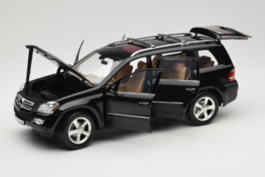 Mercedes GL X164 Tanzanite Blue Minichamps 1:18 B66962335 Kov – obrázok 2 z 8