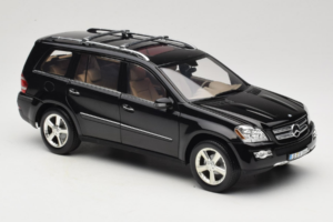 Mercedes GL X164 Tanzanite Blue Minichamps 1:18 B66962335 Kov – obrázok 6 z 8