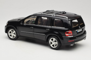Mercedes GL X164 Tanzanite Blue Minichamps 1:18 B66962335 Kov – obrázok 7 z 8