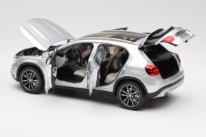 Mercedes GLA X156 Polar Strieborný Metalíza Norev 1:18 B66960267 Kov – obrázok 5 z 8