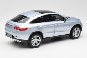 Mercedes GLE Coupe C292 Diamond Strieborný Norev 1:18 B66960358 Kov – obrázok 3 z 8
