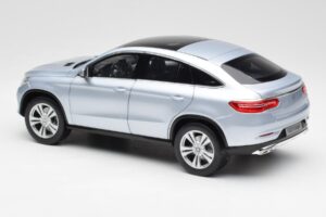 Mercedes GLE Coupe C292 Diamond Strieborný Norev 1:18 B66960358 Kov – obrázok 7 z 8