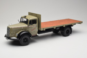 Mercedes L6600 Rungewagen Šedý Čierny Minichamps 1:18 109031050-R1 Kov
