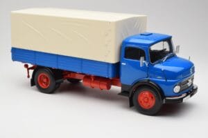 Mercedes L911 Modrý Schuco 1:18 450044800 Kov – obrázok 6 z 8