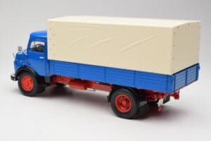 Mercedes L911 Modrý Schuco 1:18 450044800 Kov – obrázok 7 z 8