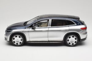 Mercedes Maybach EQS 680 V297 Modrý NZG 1:18 1060/23 Kov – obrázok 4 z 8