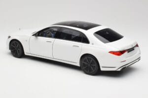 Mercedes Maybach S 680 X223 Diamond White Norev 1:18 B66960666 Kov – obrázok 7 z 8
