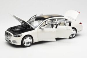 Mercedes Maybach S680 4Matic X223 Diamond Biely Norev 1:18 183918 Kov – obrázok 2 z 8