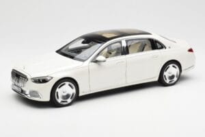 Mercedes Maybach S680 4Matic X223 Diamond Biely Norev 1:18 183918 Kov