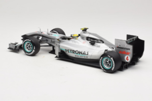 Mercedes MGP W01 #4 N. Rosberg Mercedes GP 2010 Minichamps 1:18 110100004 Kov – obrázok 5 z 7
