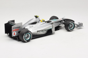 Mercedes MGP W01 #4 N. Rosberg Mercedes GP Showcar 2010 Minichamps 1:18 150100074 Kov – obrázok 2 z 7