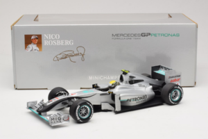 Mercedes MGP W01 #4 N. Rosberg Mercedes GP Showcar 2010 Minichamps 1:18 150100074 Kov – obrázok 7 z 7