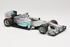 Mercedes MGP W02 #8 N. Rosberg Mercedes GP 2011 Minichamps 1:18 110110008 Kov – obrázok 4 z 7