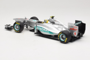 Mercedes MGP W02 #8 N. Rosberg Mercedes GP 2011 Minichamps 1:18 110110008 Kov – obrázok 5 z 7