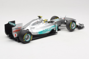 Mercedes MGP W02 #8 N. Rosberg Mercedes GP Showcar 2011 Minichamps 1:18 110110078 Kov – obrázok 2 z 7