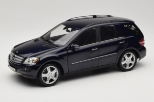 Mercedes ML W164 Tanzanite Blue Dealerská Edícia Minichamps 1:18 B66962322 Kov