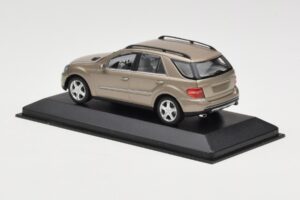 Mercedes ML W164 Medený Metalíza Minichamps 1:43 ML002 Kov – obrázok 3 z 4