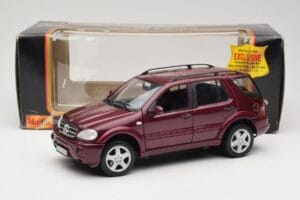 Mercedes ML55 AMG W163 Červený Maisto 1:18 50348 Kov – obrázok 8 z 8