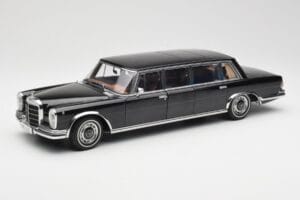 Mercedes 600 Pullman W100 Čierny AUTOart 1:18 76197 Kov
